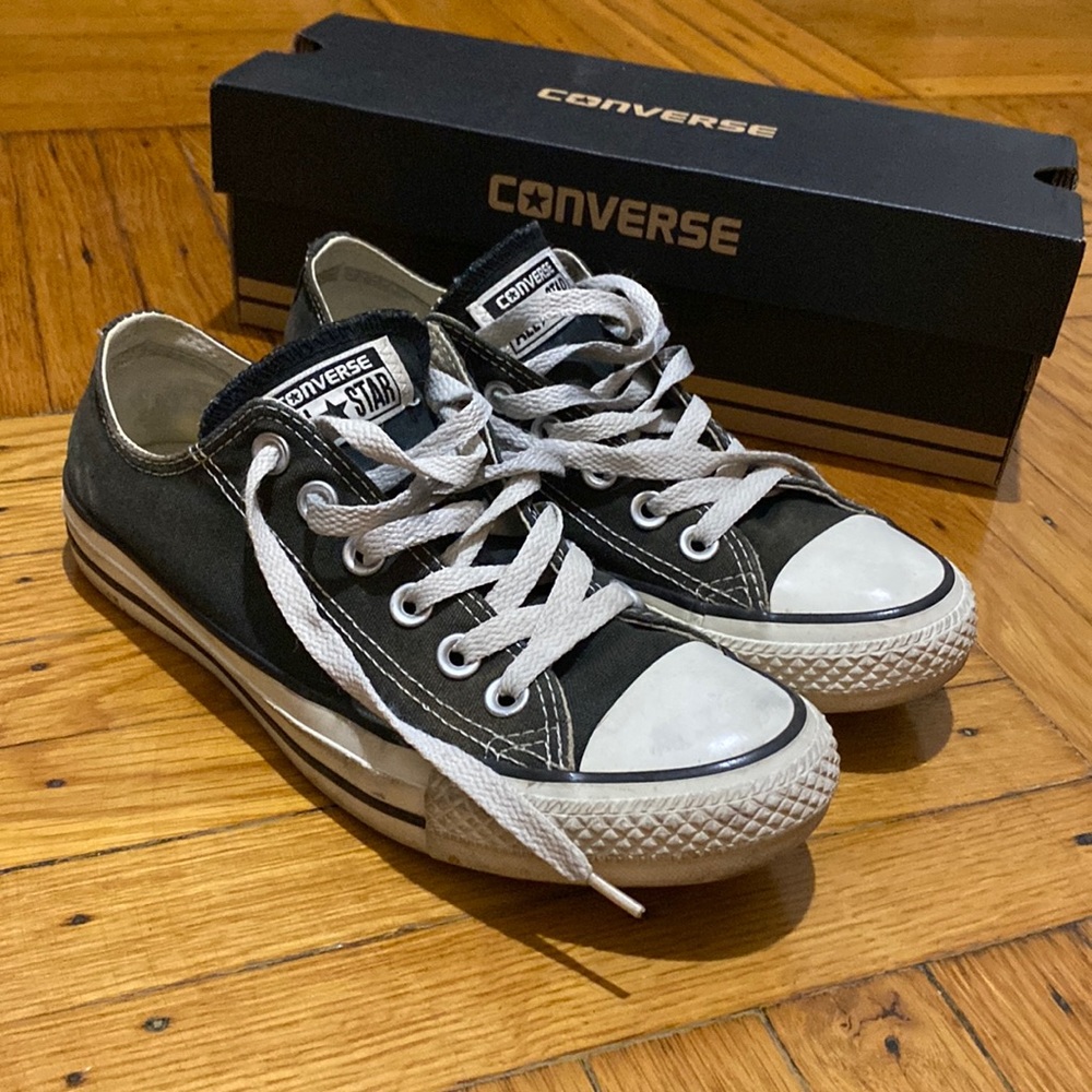 Converse All Stars ⭐️ Black & white ⭐️ Size 7